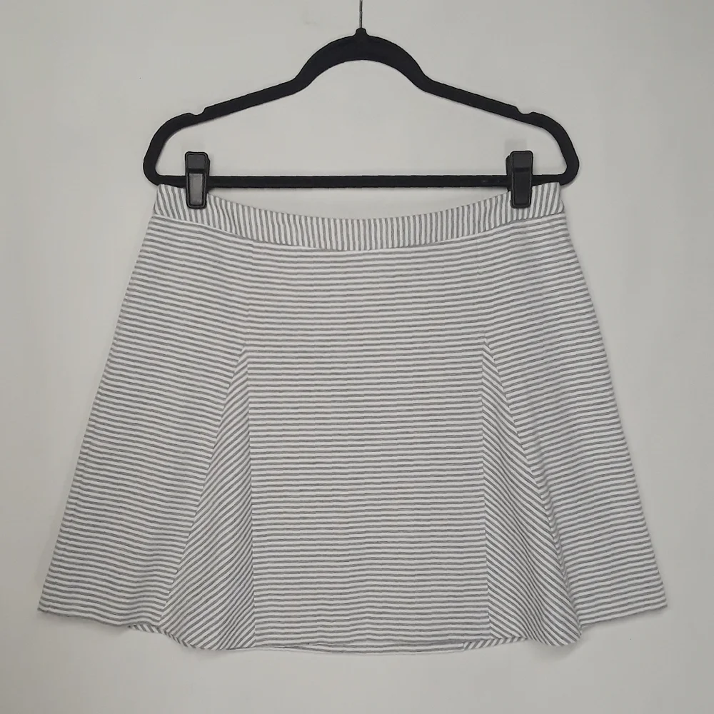 MICHAEL Michael Kors Large Skater White and Gray Striped Skirt